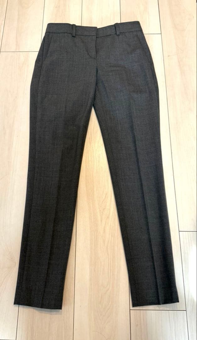 【ななみ】Theory Tailor ダークグレー ジャケットパンツスーツ