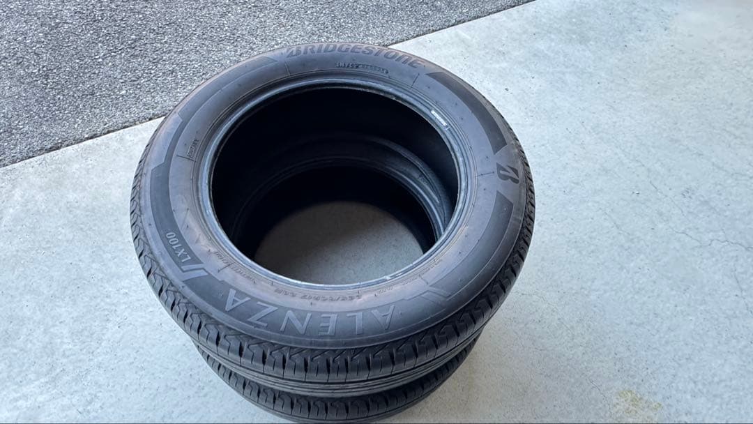 ALENZA LX100 225/60R17 99H ほぼ新品