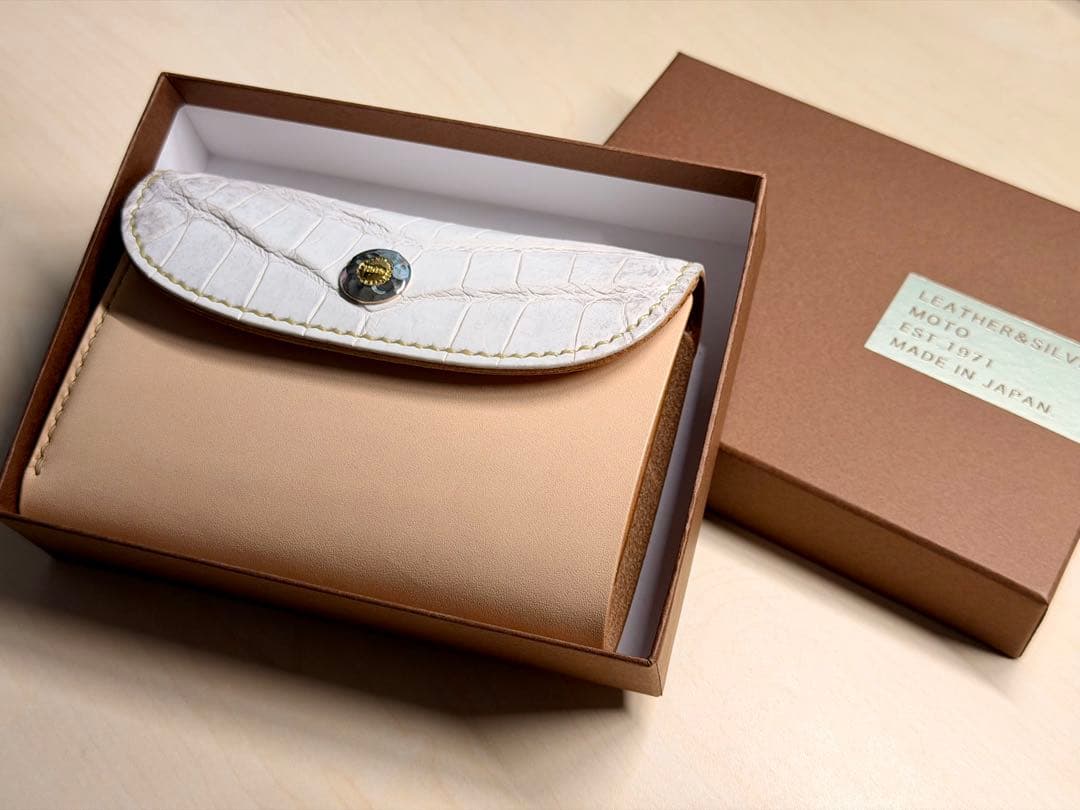 【限定】MOTO W6 ヒマラヤクロコ × ベルギーヌメ ミドルウォレット