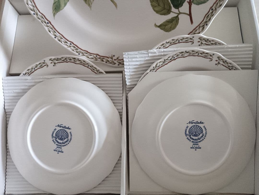 Noritake ロイヤルオーチャード果物デザインパーティーセット