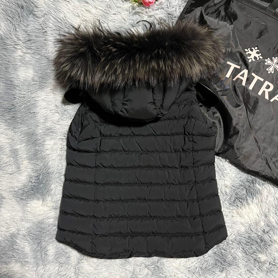 美品 TATRAS オルシエラ ダウンベスト ラクーンファー　3way 黒　02