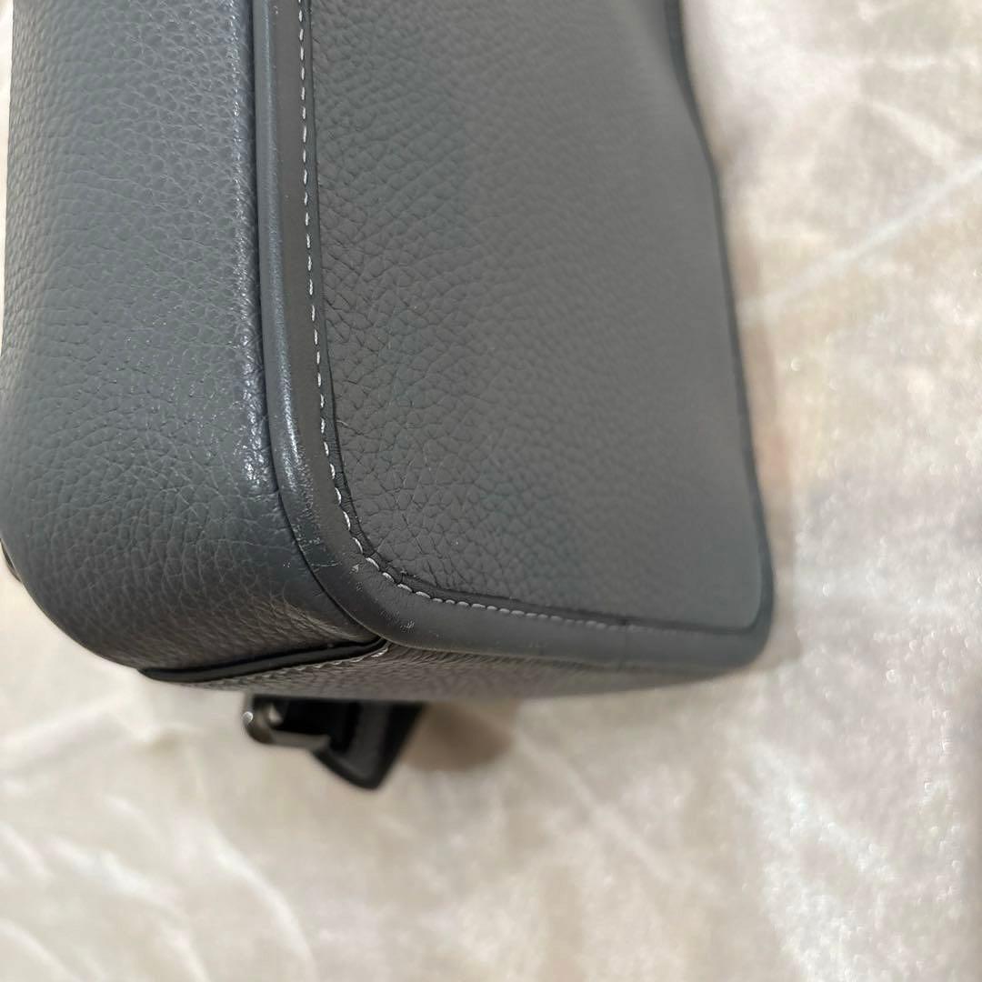 coach コーチ　メンズボディバッグ　ショルダーバッグ　美品　グレーレザー