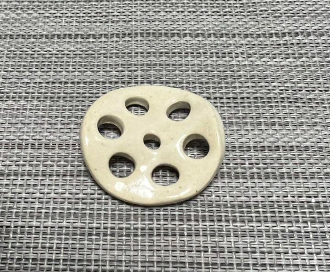 440円　箸置き れんこん