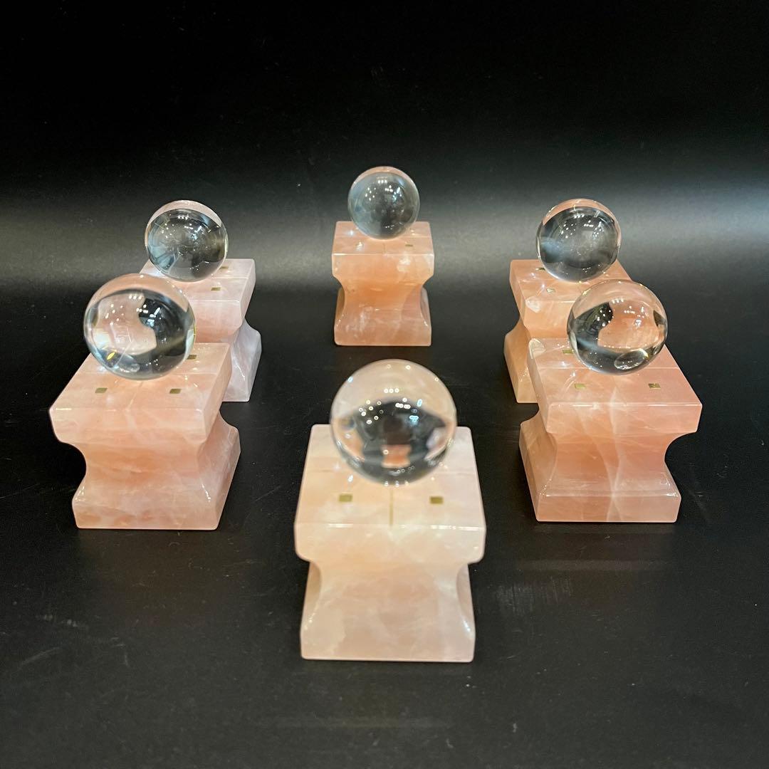 本水晶 天然ロッククリスタル 水晶玉 球体 ローズクォーツ 台座付 縁起物 風水