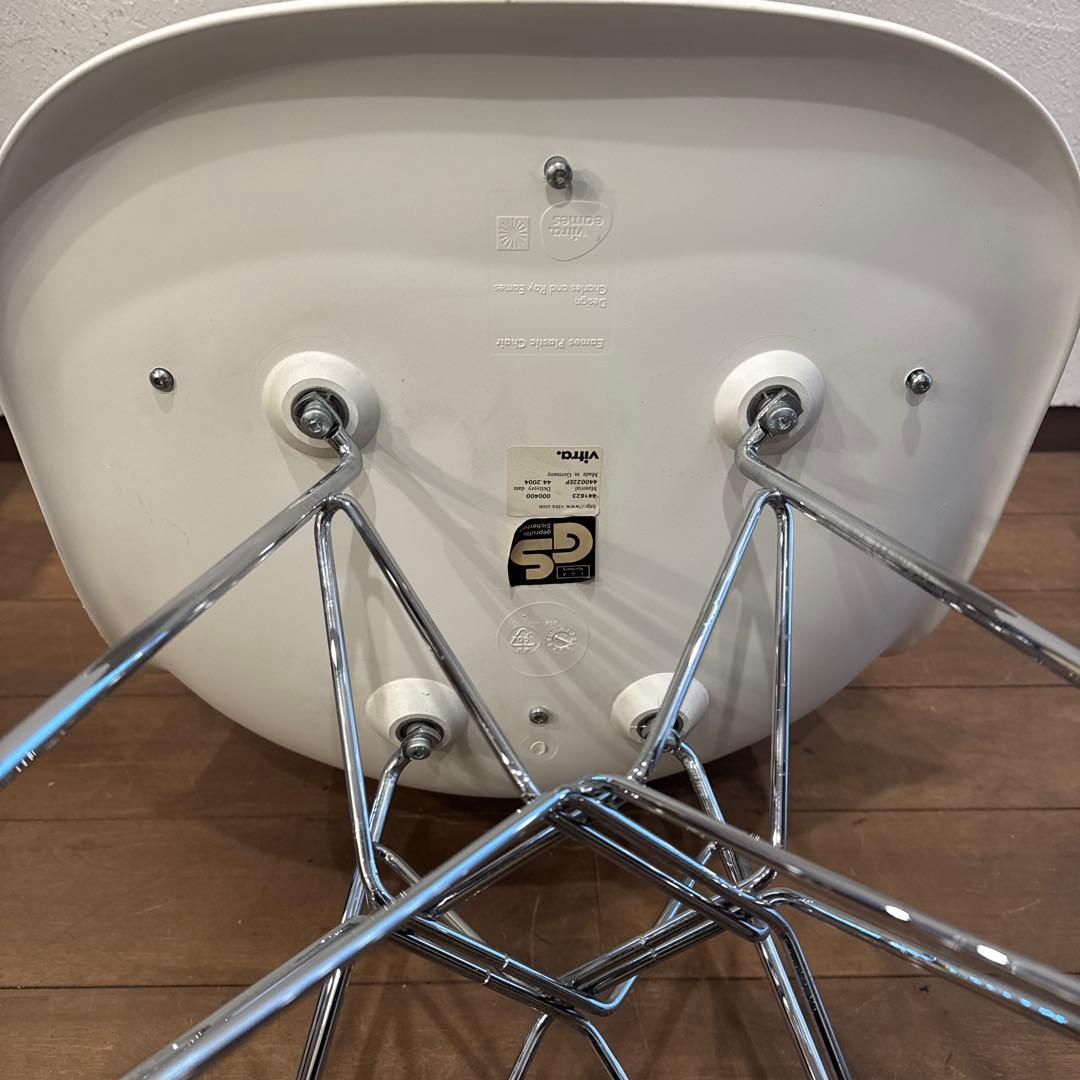 Vitra イームズ サイドシェルチェア DAW