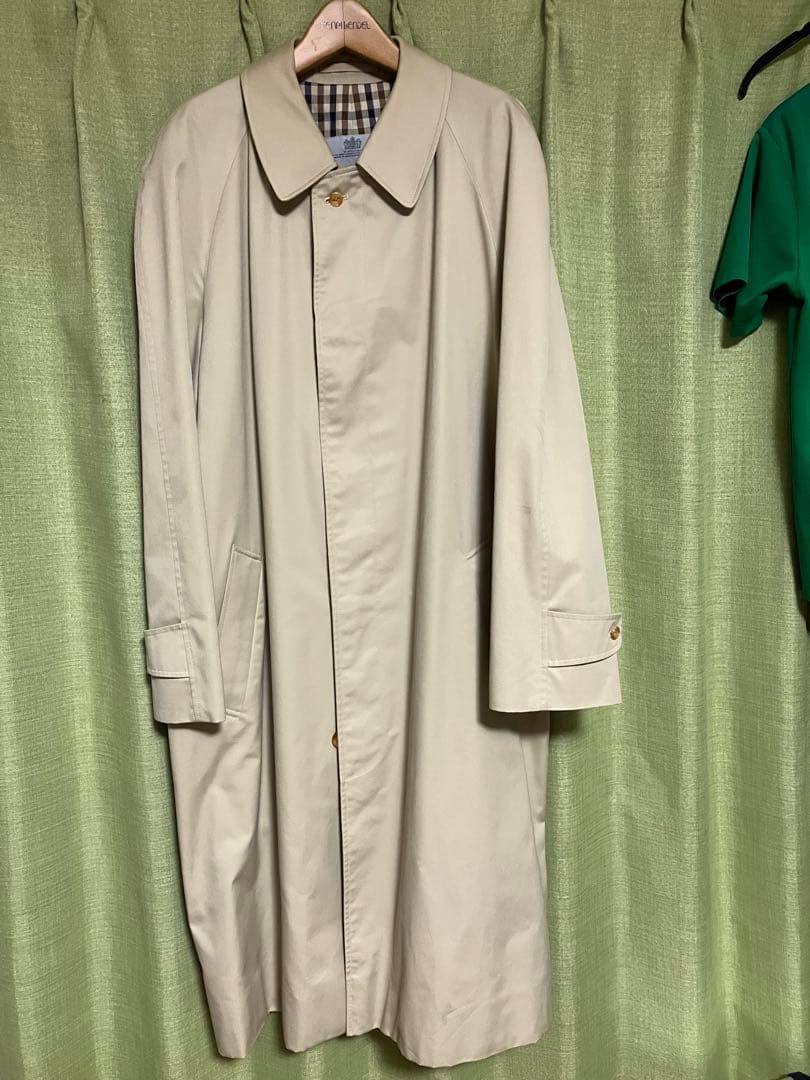 アクアスキュータム　ステンカラーコート　大きなサイズ