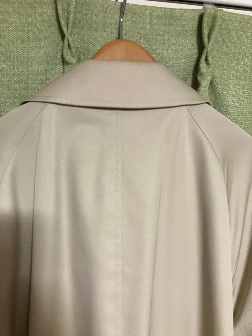 アクアスキュータム　ステンカラーコート　大きなサイズ