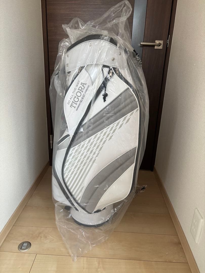 TIGORA ゴルフバック　ホワイト