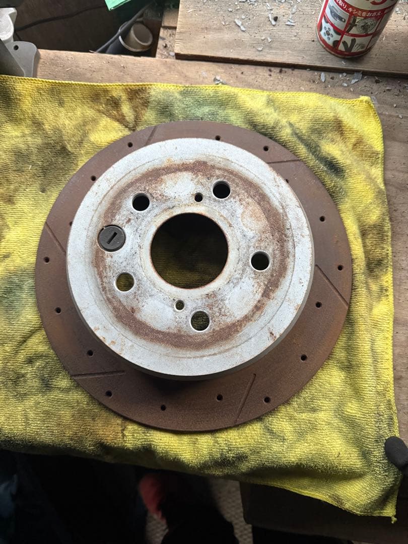 18クラウン　ブレーキローター