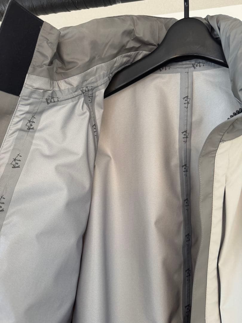 koti Beauty & Youth PERTEX ジャケット