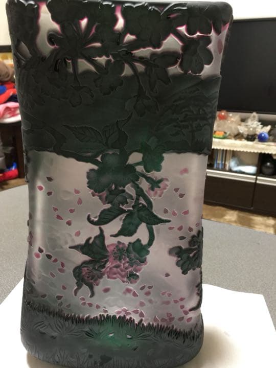 作家作品 ガラス花瓶 桜 お値下げしました。オークションしています‼️‼️