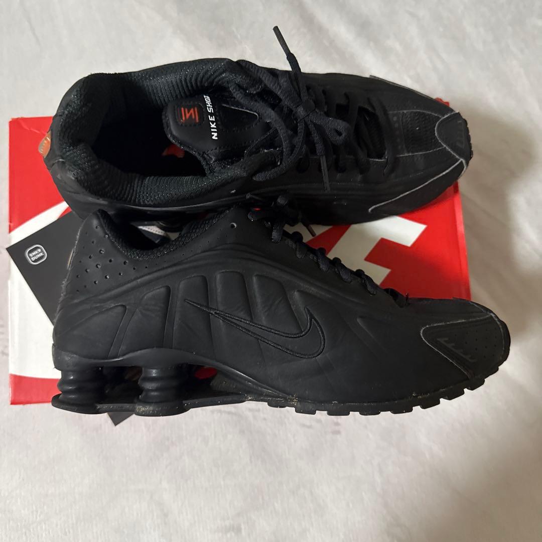 NIKE ショックス R4