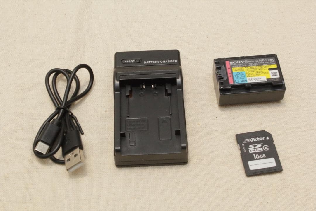 SDカード付！SONY HDR-CX180　ビデオカメラ　16GB