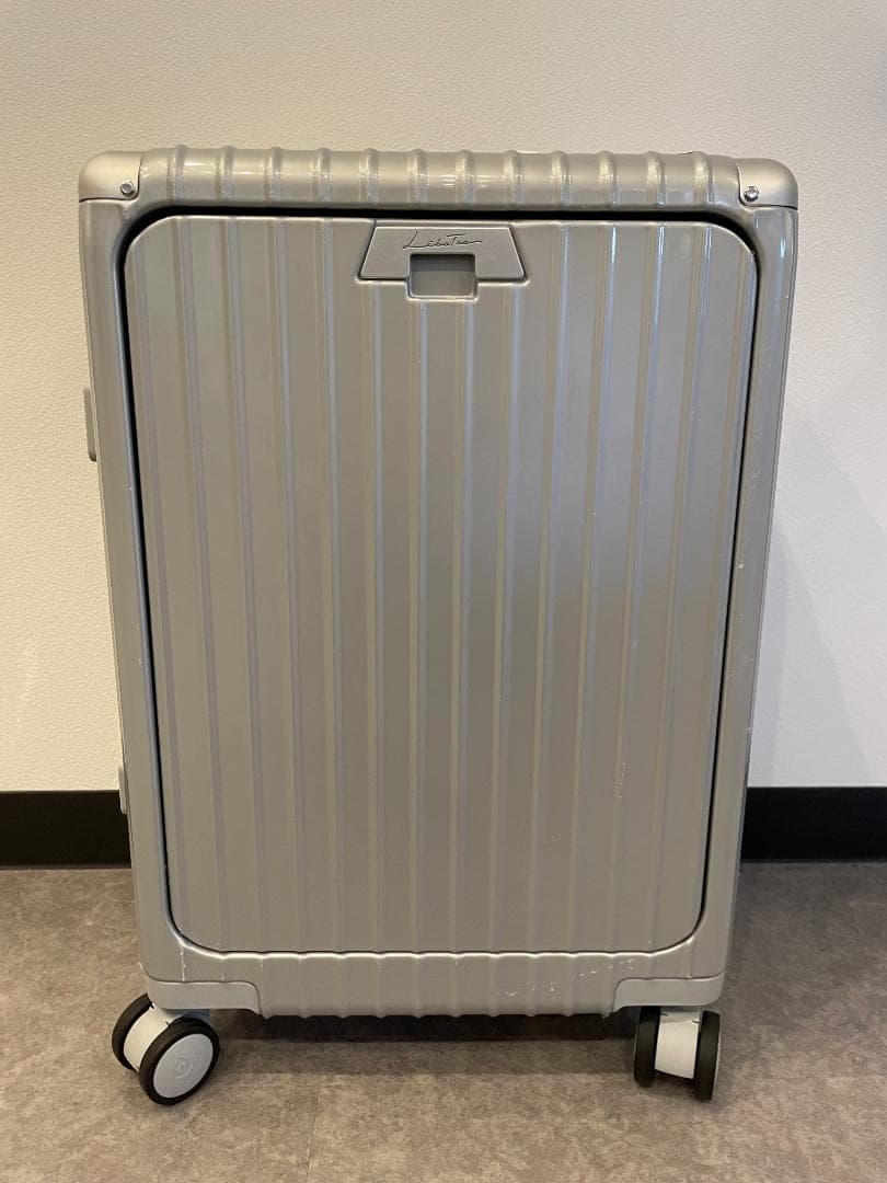 リベティ多機能キャリーケース【エナメルシルバーSサイズ】63