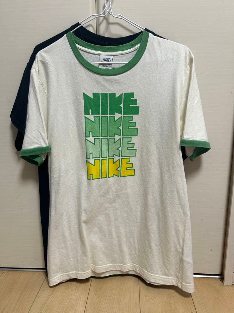 NIKE ナイキ　ゴツナイキ　tシャツ