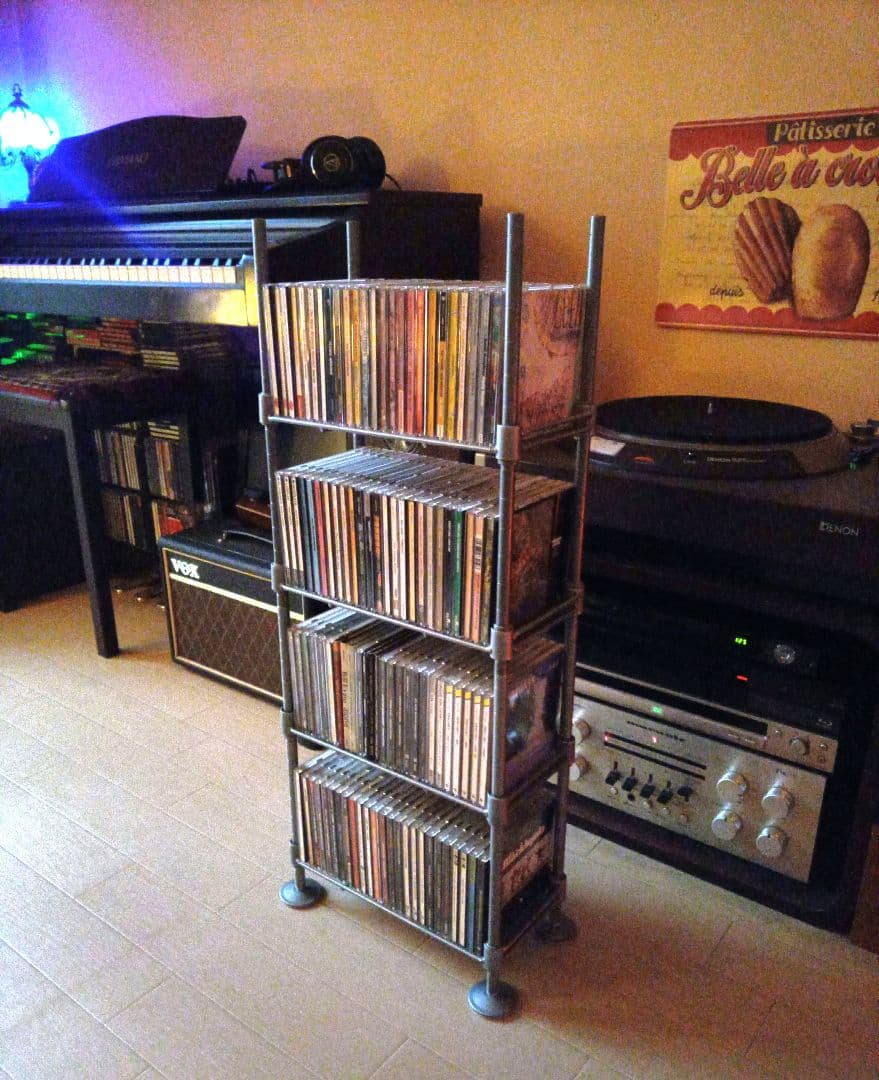 ＣＤラック　１００枚収納可能　大容量オーディオラジカセカセットLpレコードラック