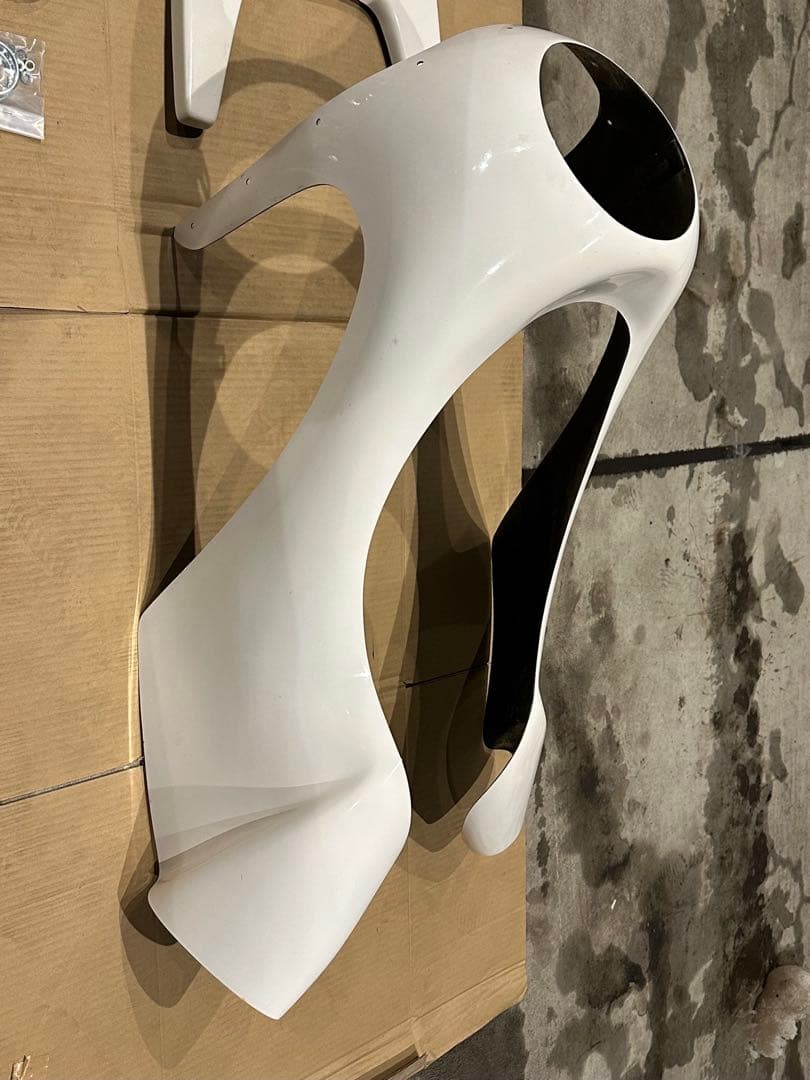 汎用ロケットカウル FRP 白ゲル ・ステー一式セット