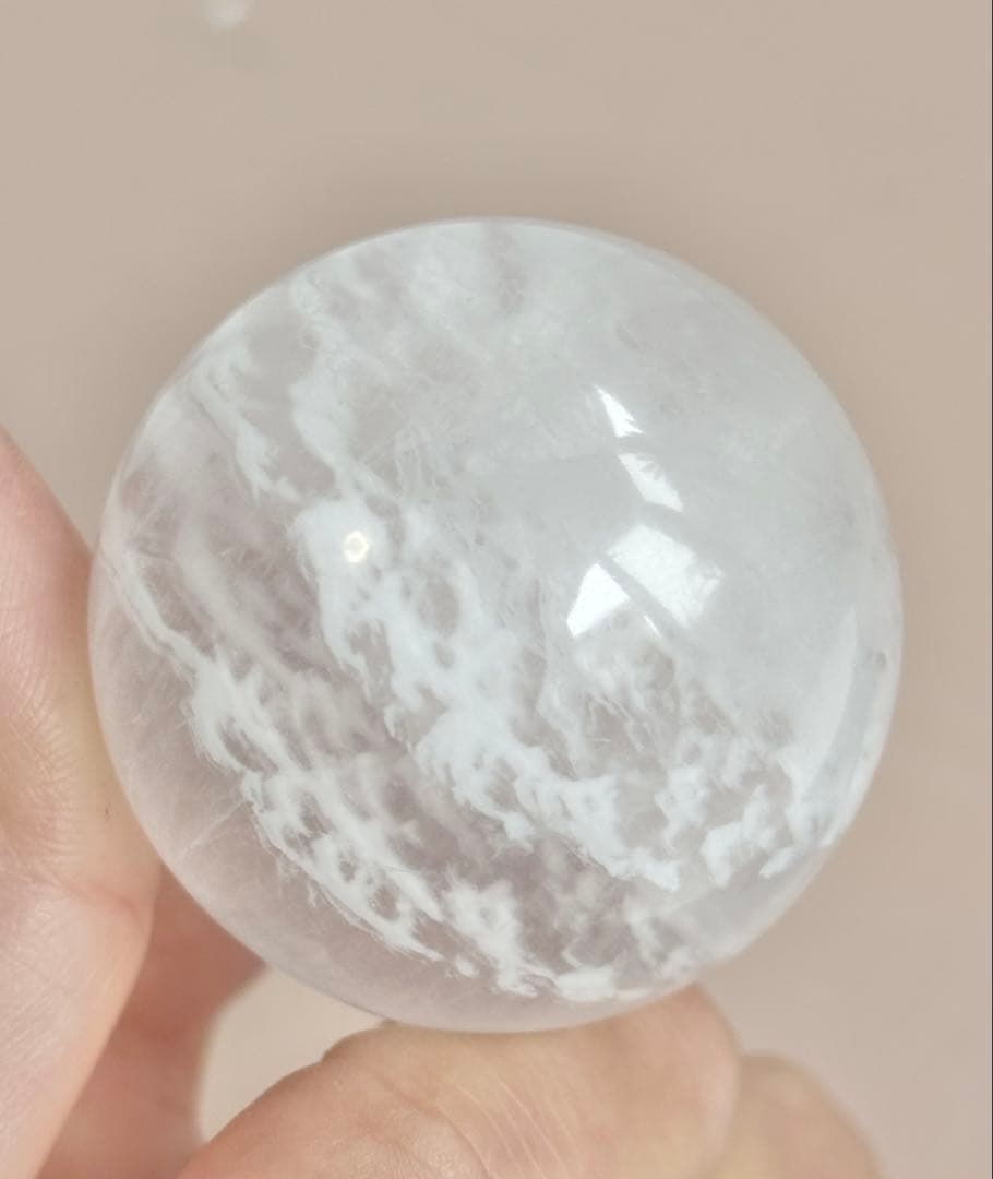 《高品質・オーロラ虹映》セリサイト イン フローライト＊スフィア 丸玉