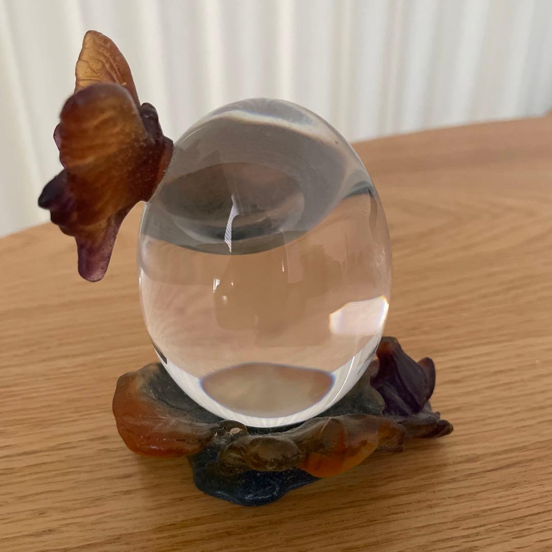 Doum ドーム　クリスタル　ガラス　蝶の装飾付き置時計 卵型