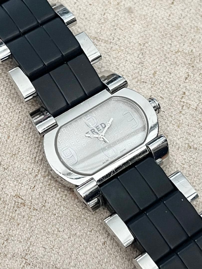 フレッド FRED ムーブワン クォーツ シルバー FD012110