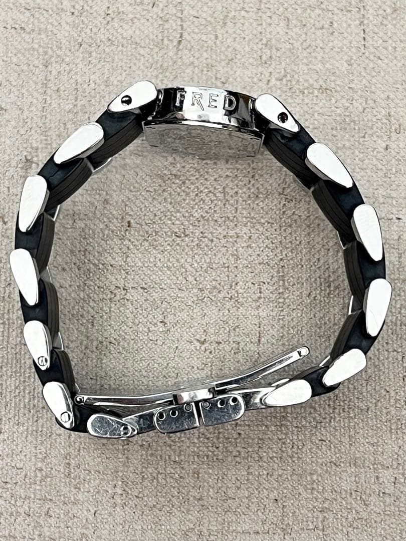 フレッド FRED ムーブワン クォーツ シルバー FD012110