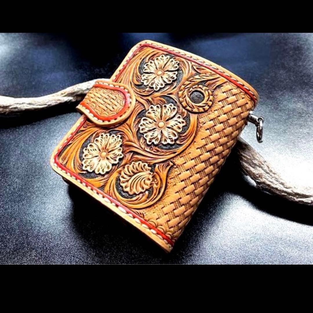 ままたん様オーダー　レザーカービング ミニウォレットワイド/カエル