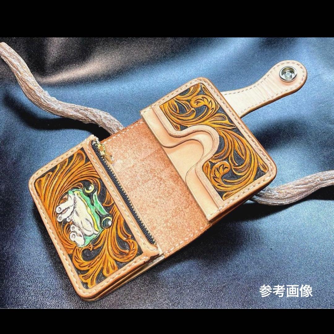 ままたん様オーダー　レザーカービング ミニウォレットワイド/カエル
