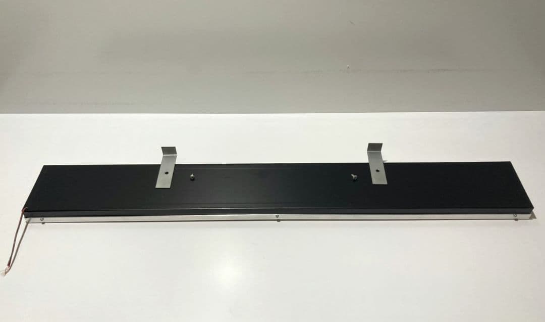 ワンマンアンドン灯834カーテンレール挟み込み取り付け仕様