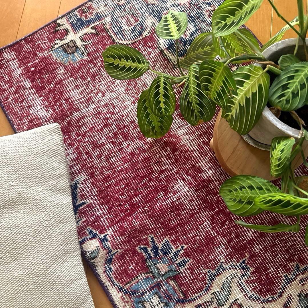 52×96 エンジ色　ボタニカル　擦れシャビー　トルコヴィンテージラグ
