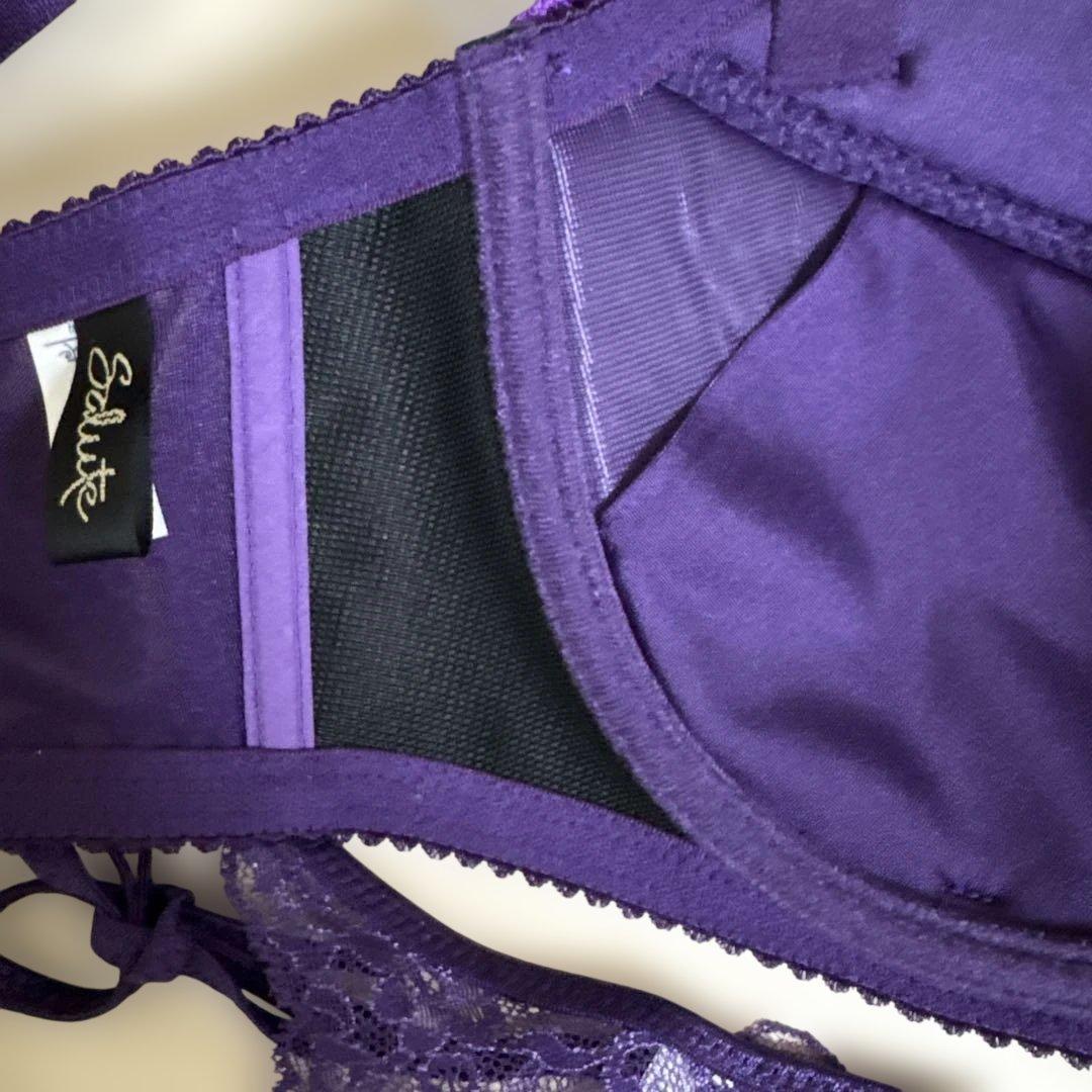 サルート　95グループ　女優ブラ　ショーツセット