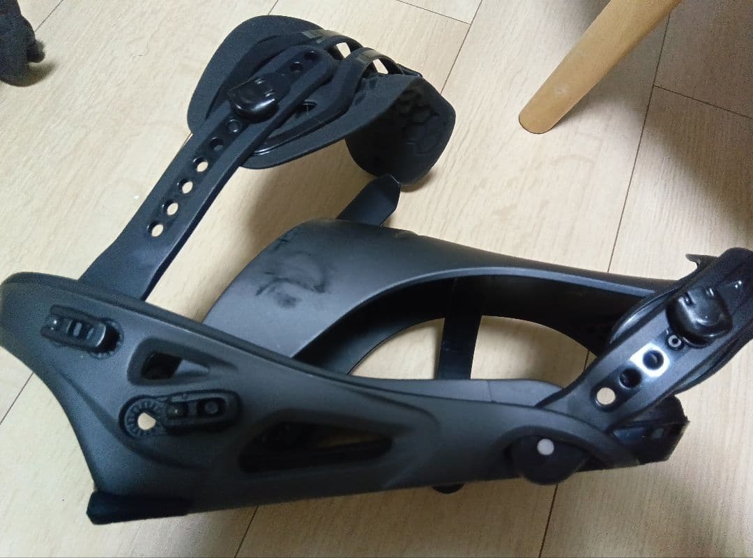 FLUX D/S ビンディング