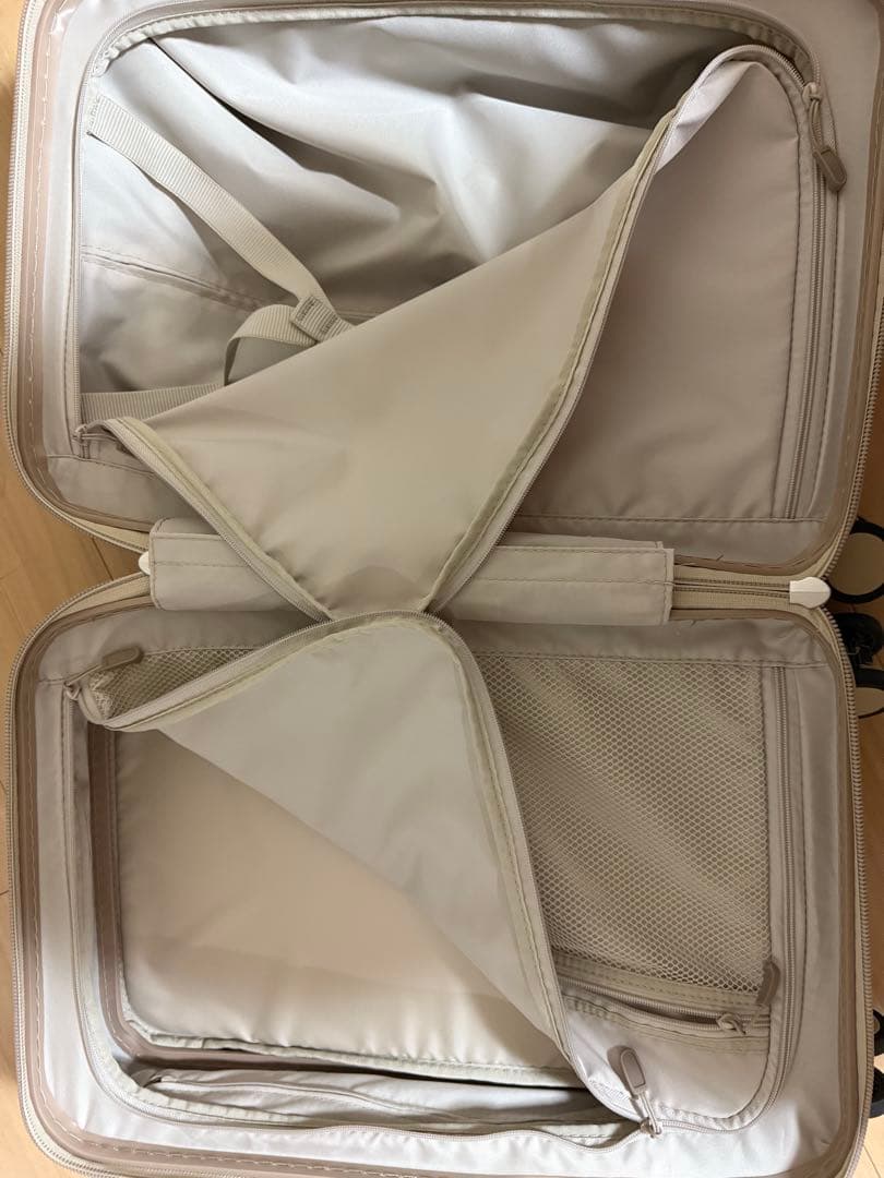 innovator-trio INV50 カフェラテ 38L キャリーケース