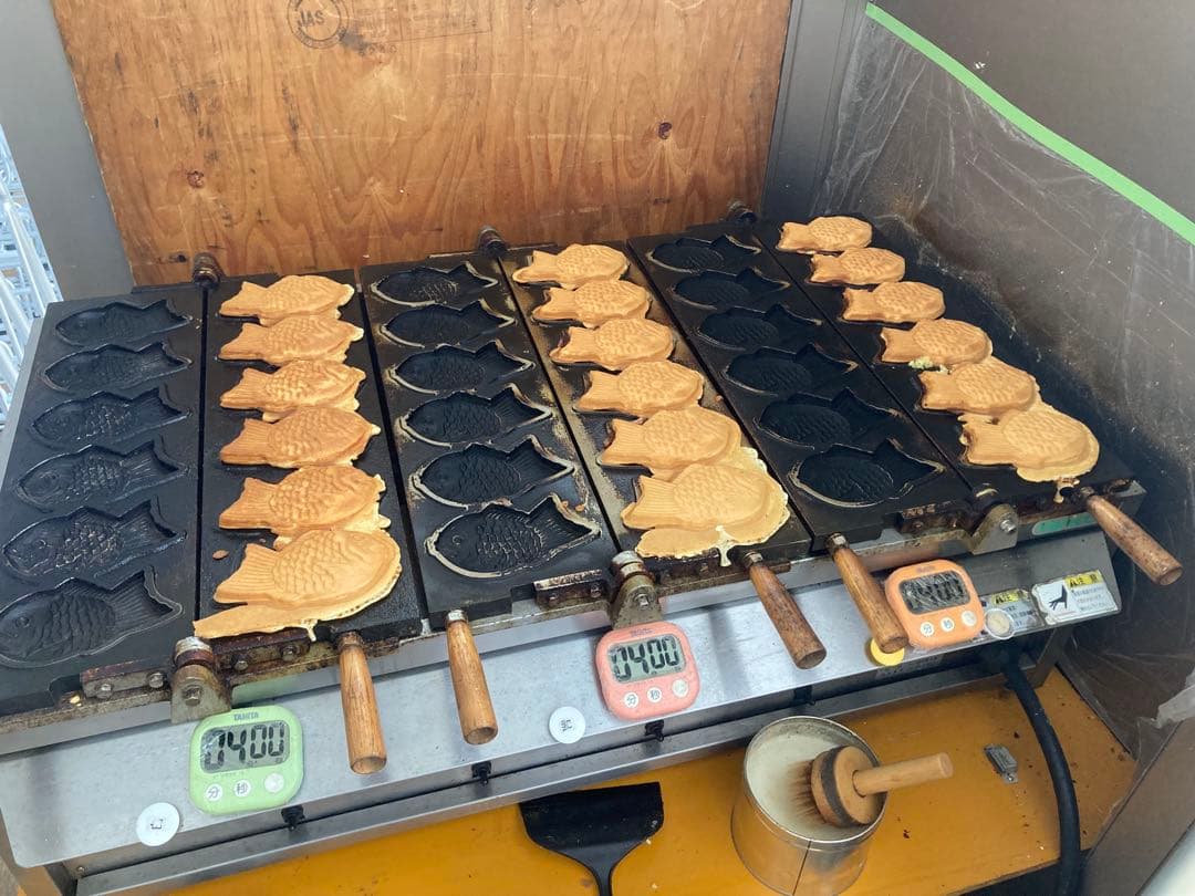 最終価格　tanico 製 たい焼き器 鋳鉄24枚焼き 200V