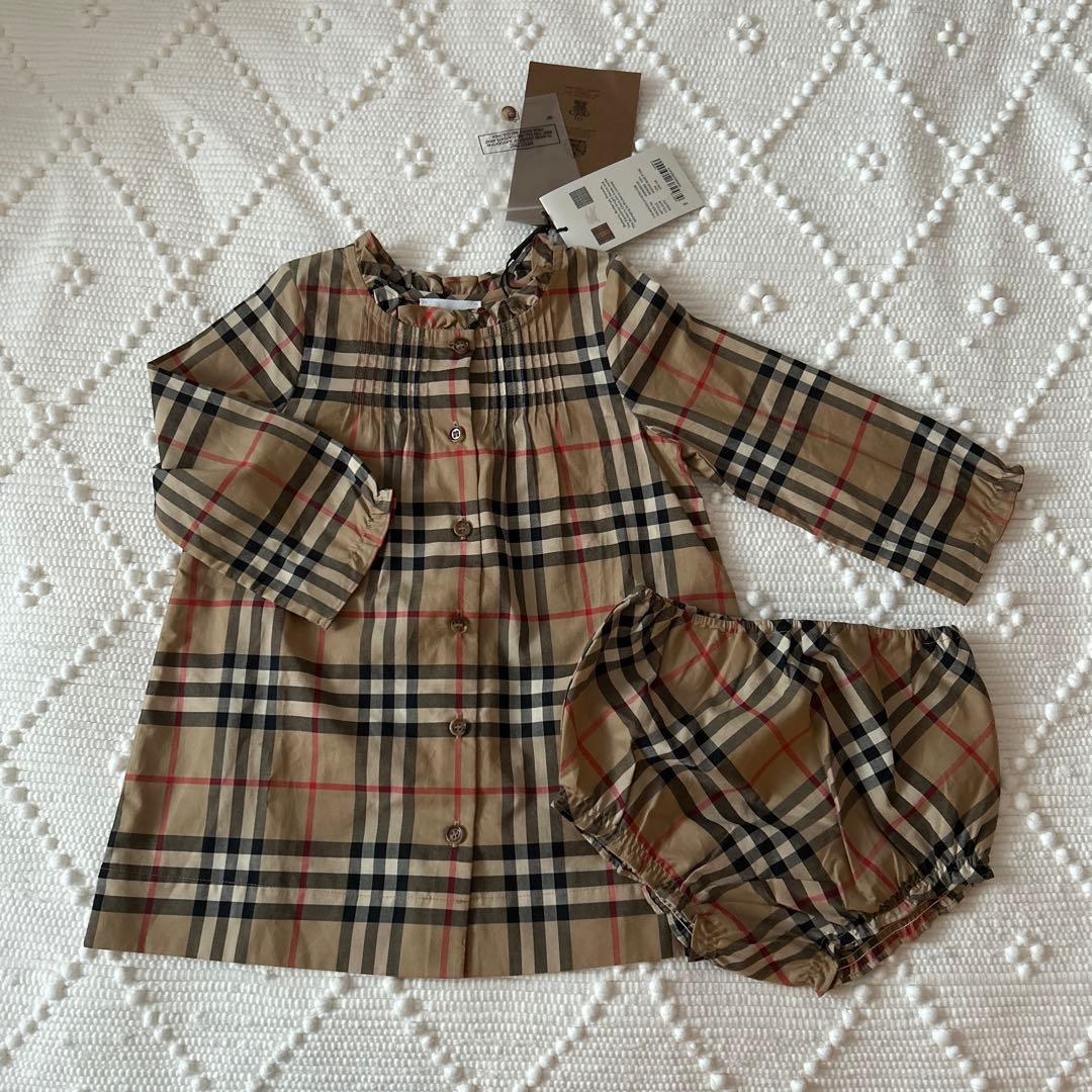 R*️様 Burberry ワンピース　80cm12m