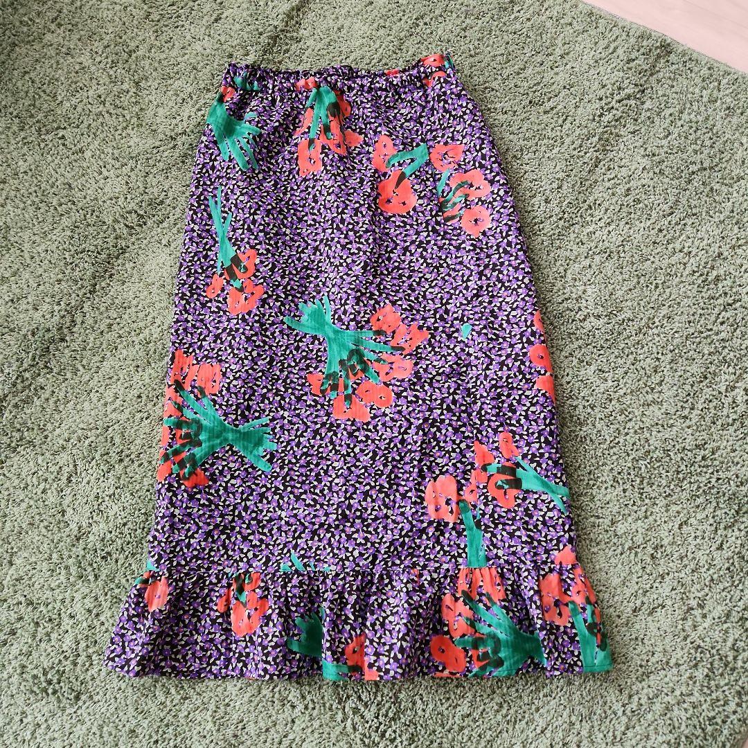 ビュルデサボン　Super hanahanaプリントスカート