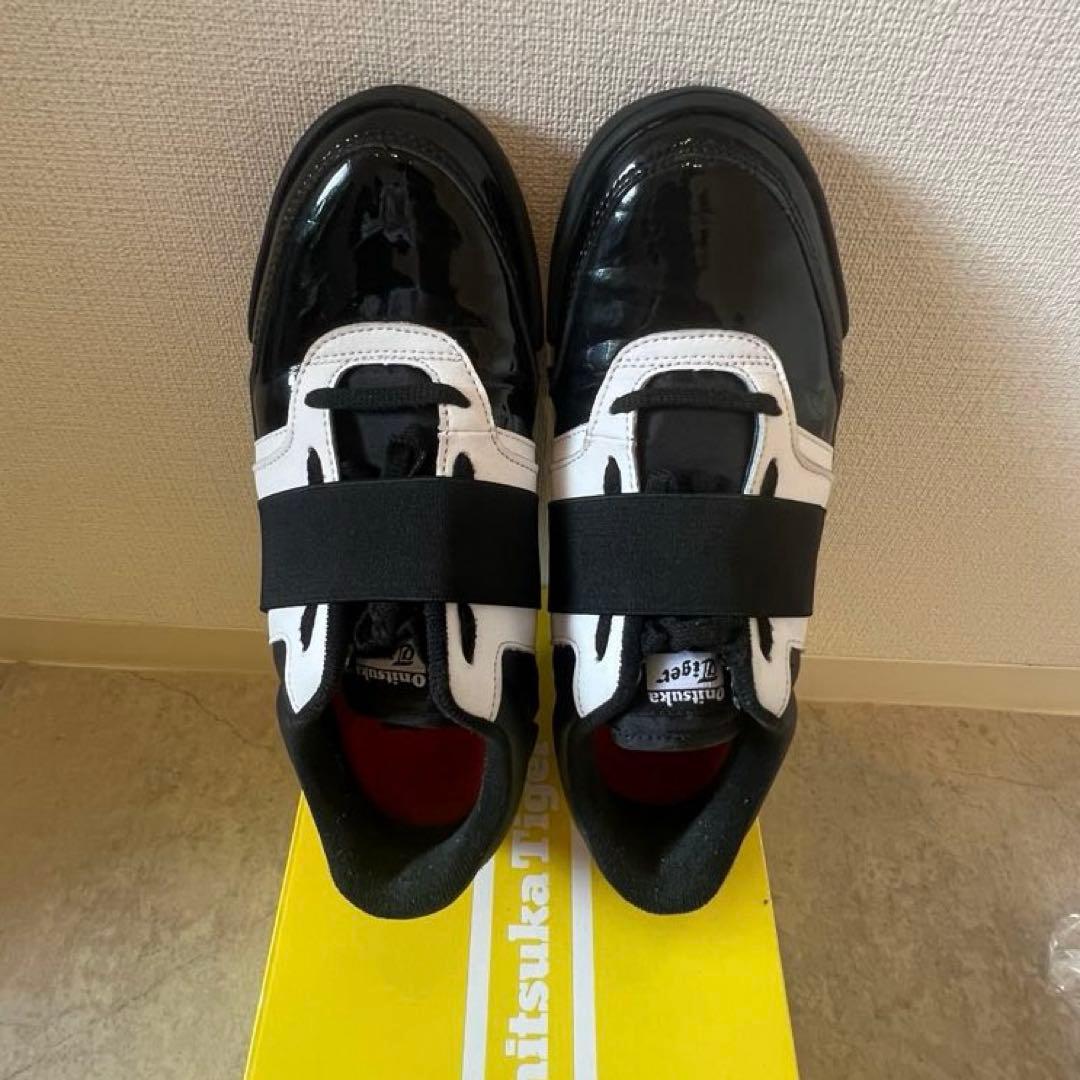 オニツカタイガー D-TRAINER スニーカー