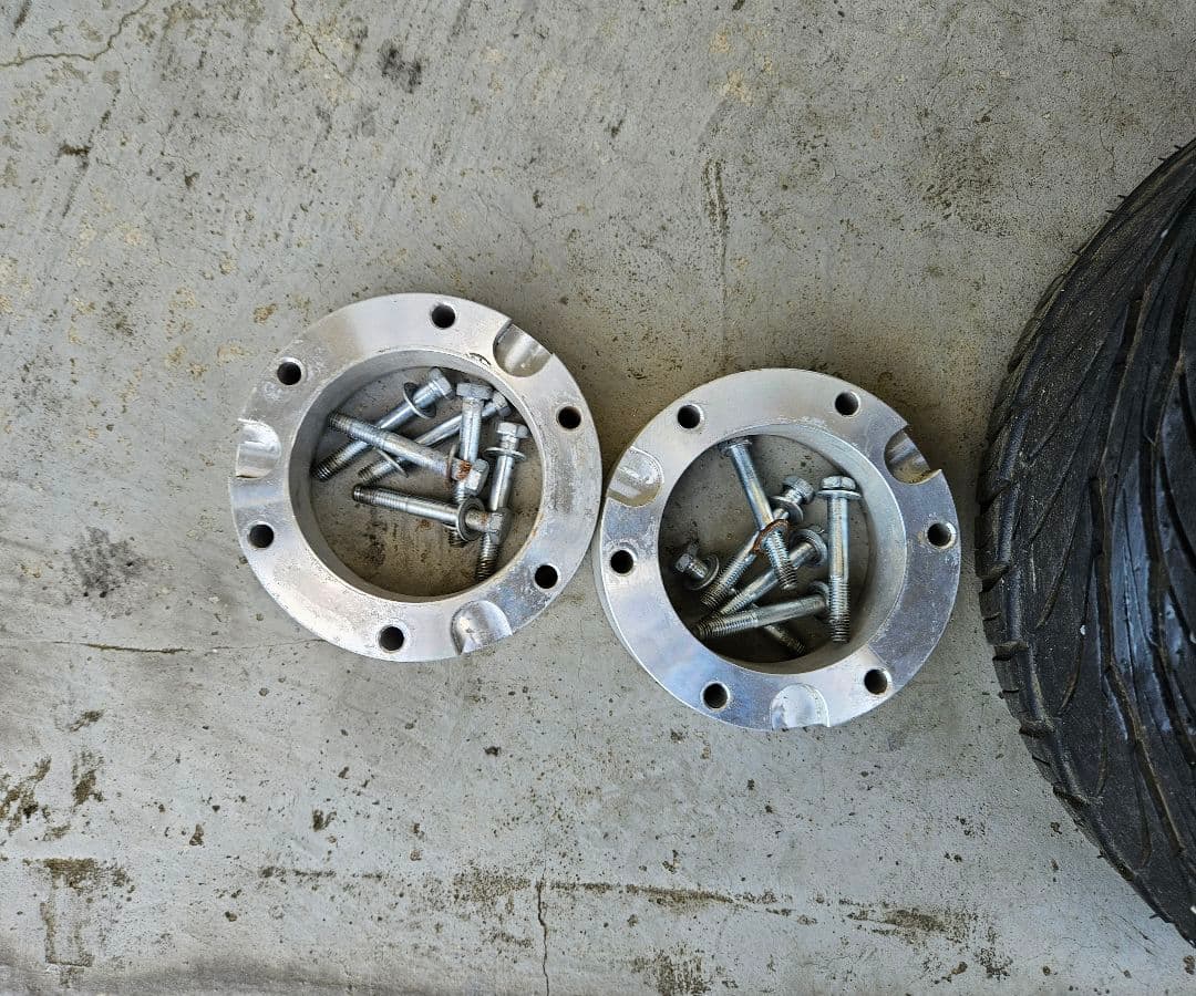 ジャイロキャノピー　リアアルミホイール　40ミリスペーサー付き