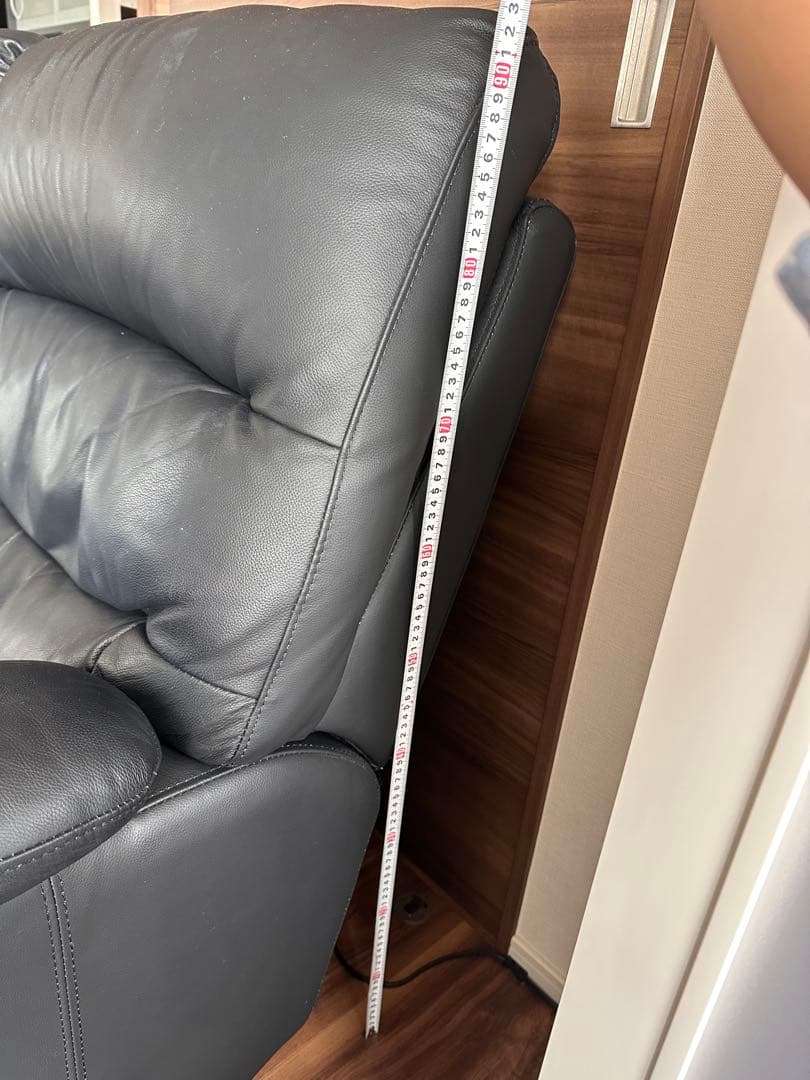 ニトリ電動リクライニングソファ 3人掛け本革 黒 送料込2/14まで指定日発送