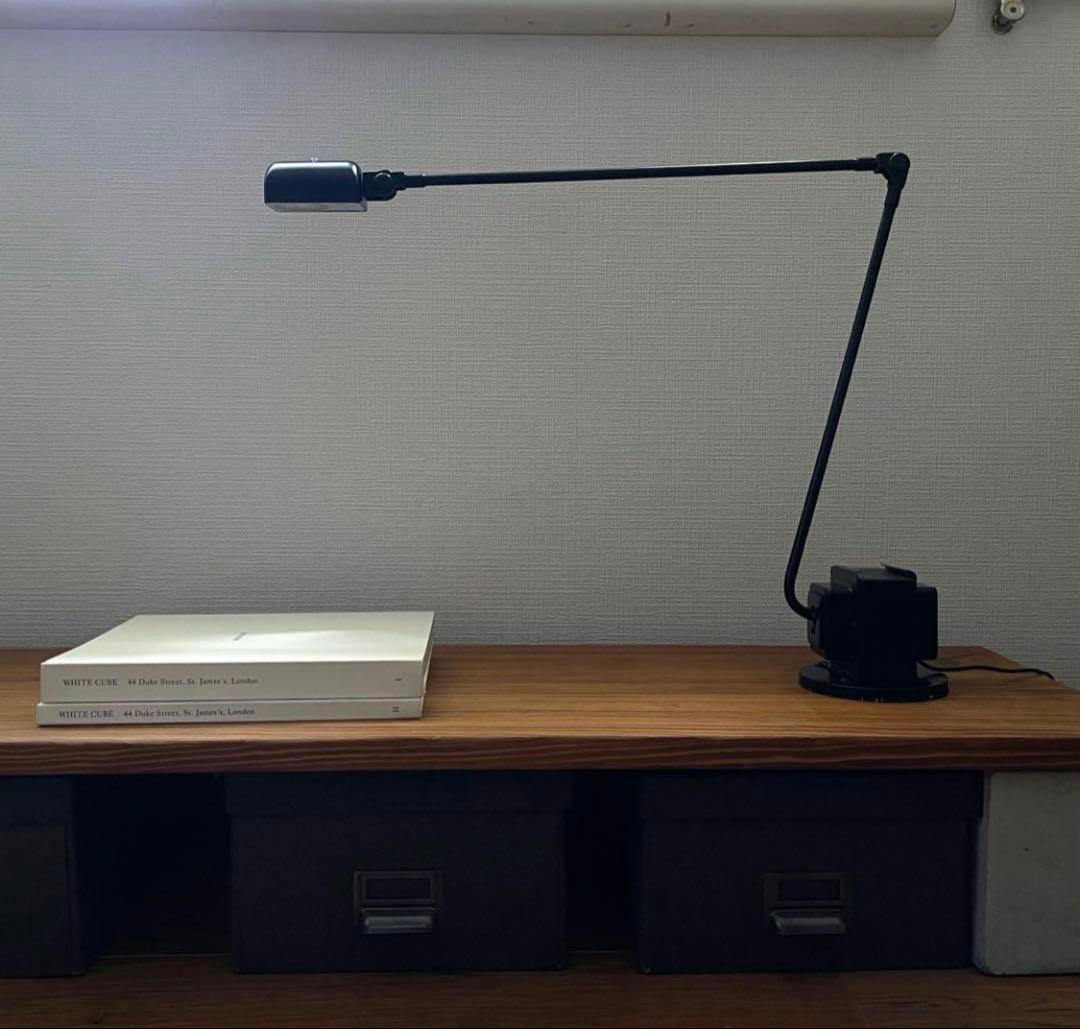 フロアスタンド Lumina Daphine Desk lamp Black