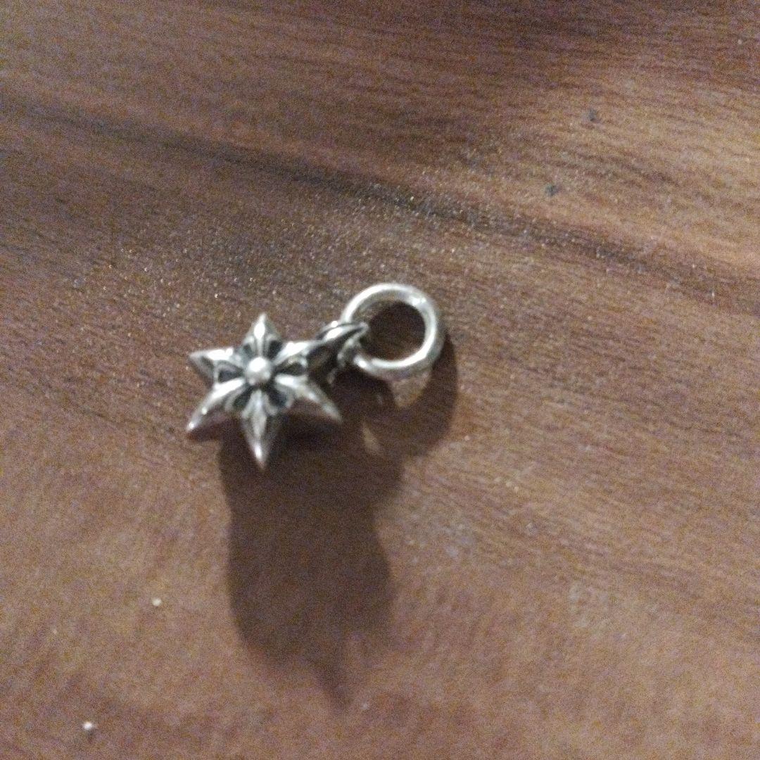 シルバー925素材 純銀！クロムハーツ ChromHearts 星型チャーム