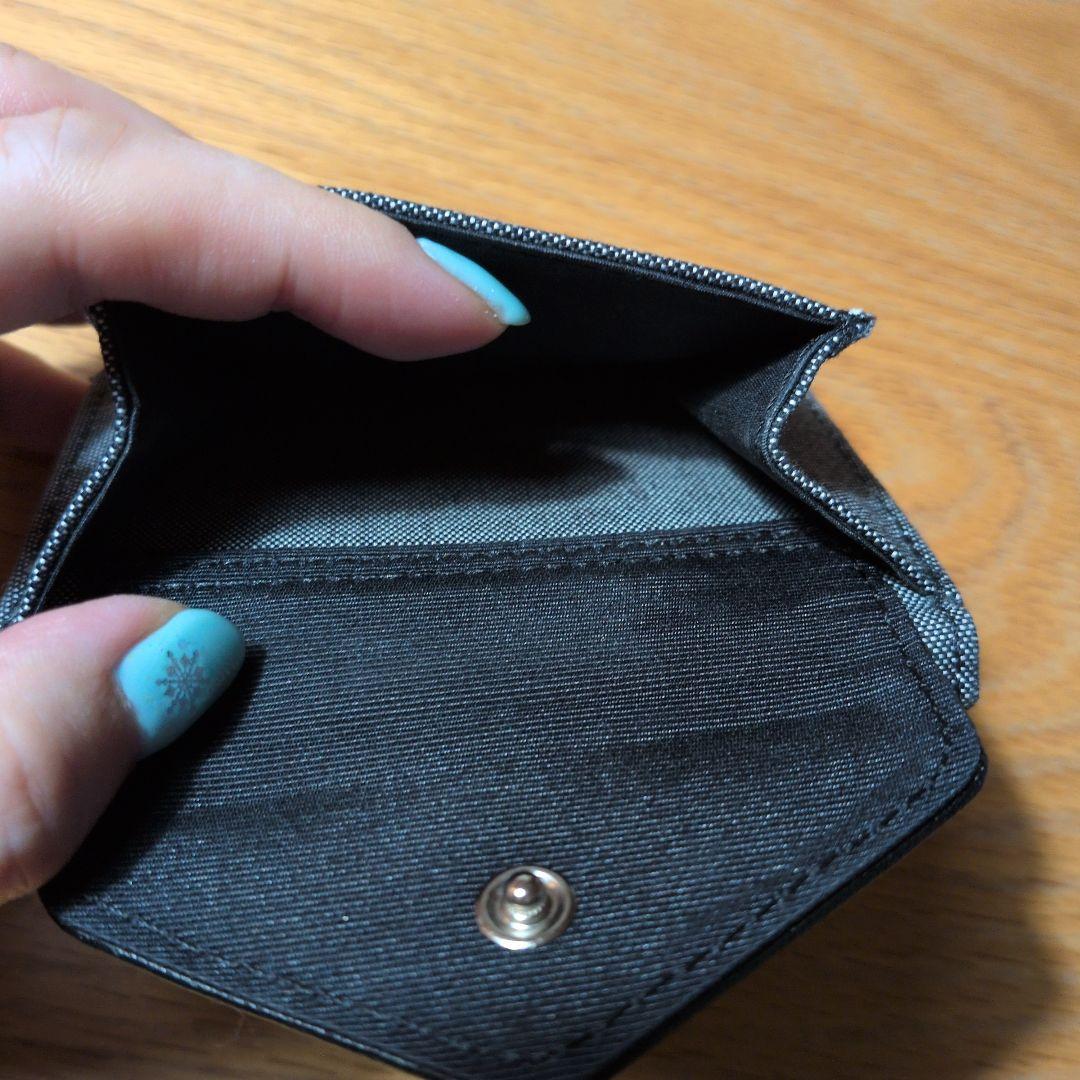 ファミリア 財布　三つ折