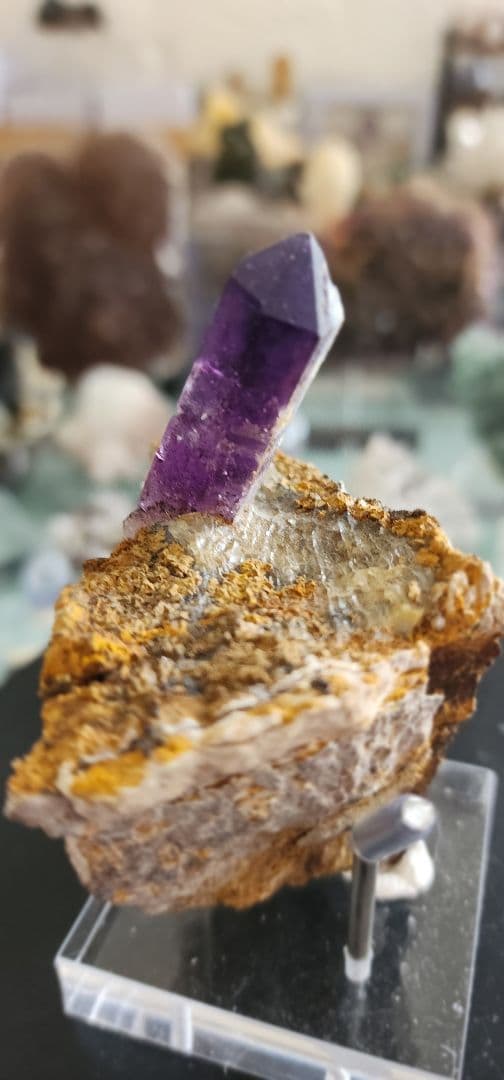 ナミビア産のロイヤルパープルアメジスト