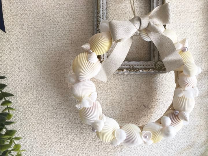 Shiny ribbon shell wreathe  ⋆。˚ リース シェル