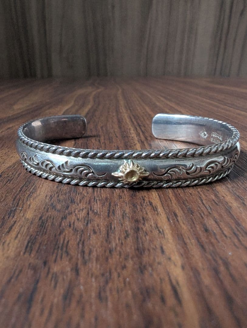 ARIZONA FREEDOM K18太陽神付き 唐草 シルバーバングル