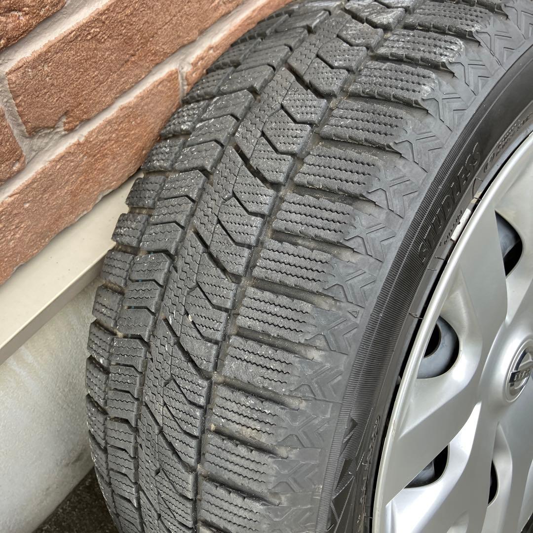 スタッドレスタイヤ　205/55 16インチ