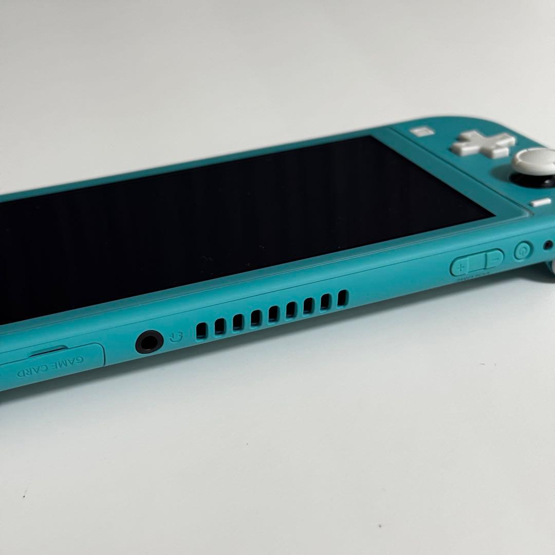 Nintendo Switch light ターコイズブルー　スイッチライト