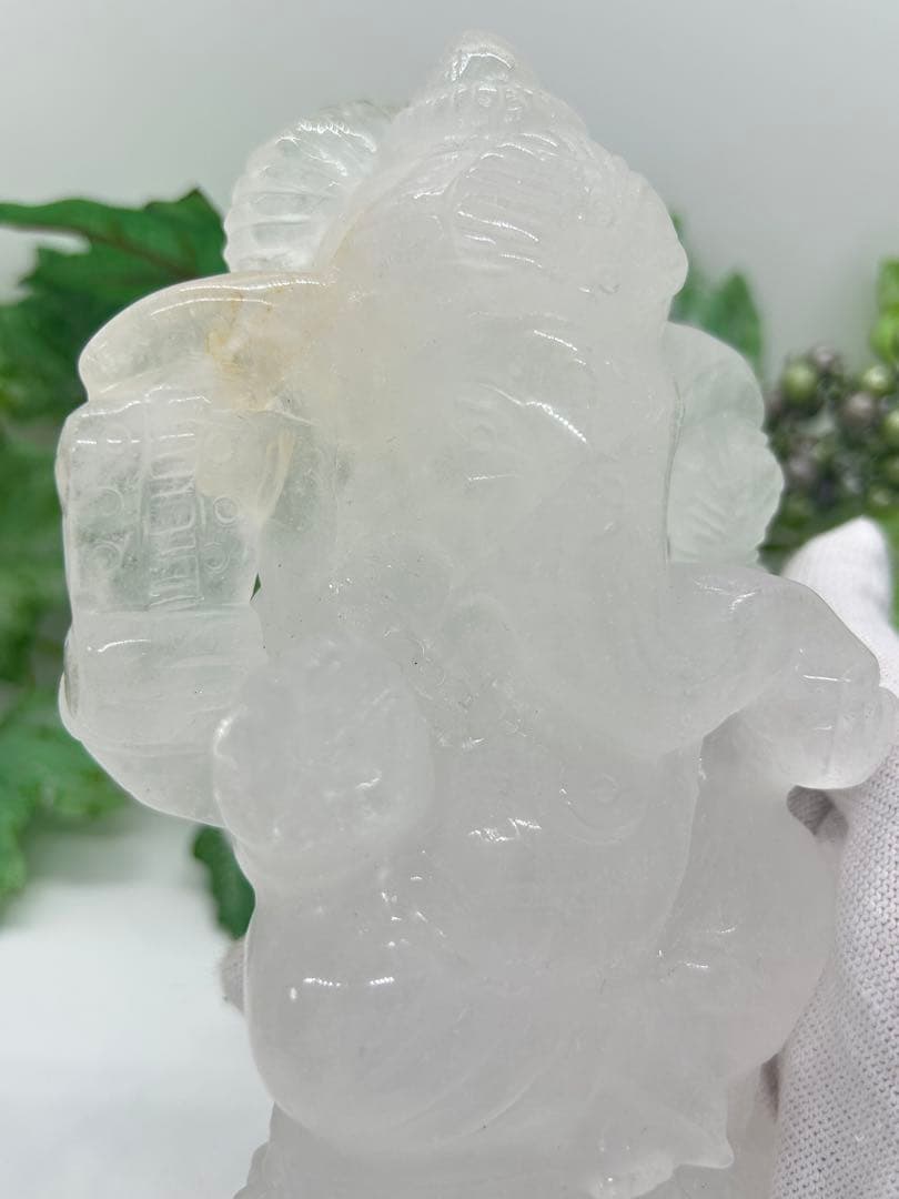 天然石ミルク水晶ガネーシャ置物　No.924