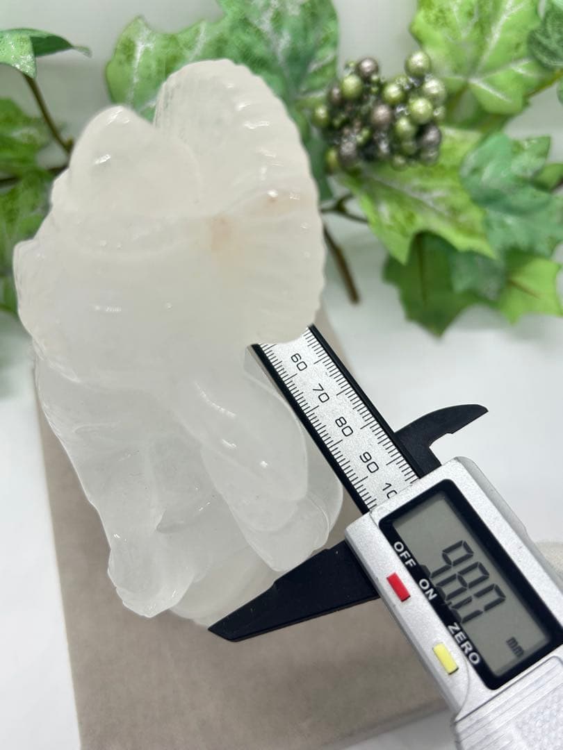 天然石ミルク水晶ガネーシャ置物　No.924