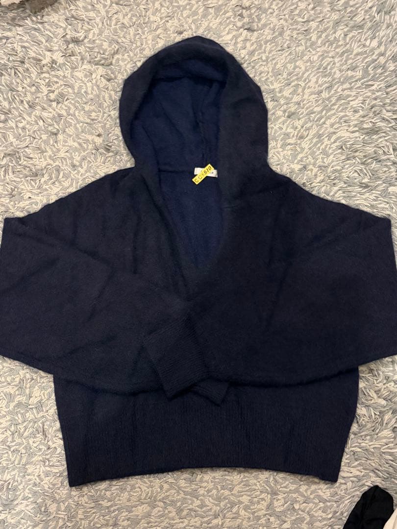 fray i.d ショートニットフーディー