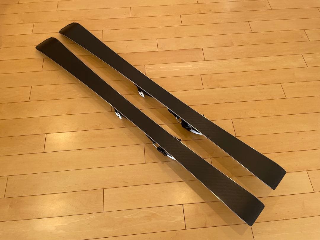 Volkl フォルクル 初心者向けスキー板 144cm FLAIR 72